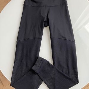 Lululemon leggings size 4
